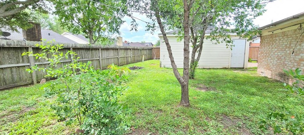 12031 Cliffgate Dr, Houston TX  77072-4009 exterior