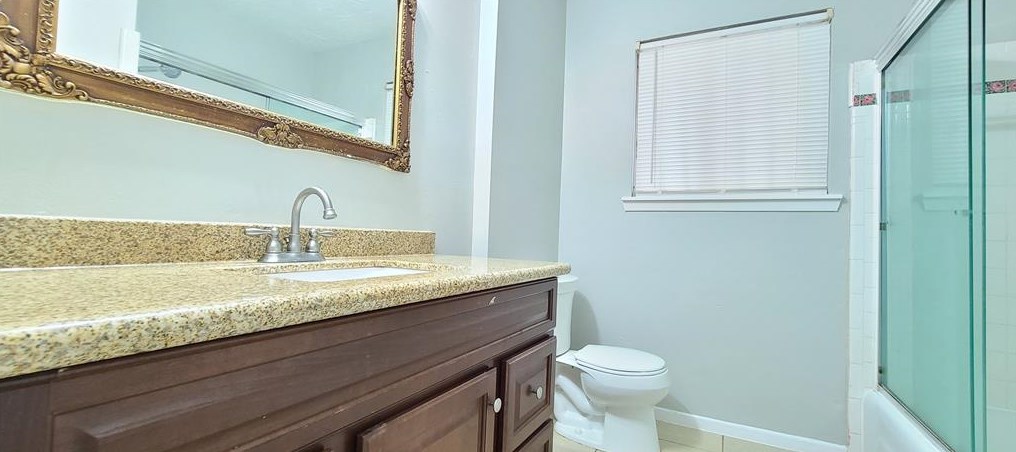 12031 Cliffgate Dr, Houston TX  77072-4009 exterior