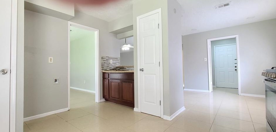 12031 Cliffgate Dr, Houston TX  77072-4009 exterior