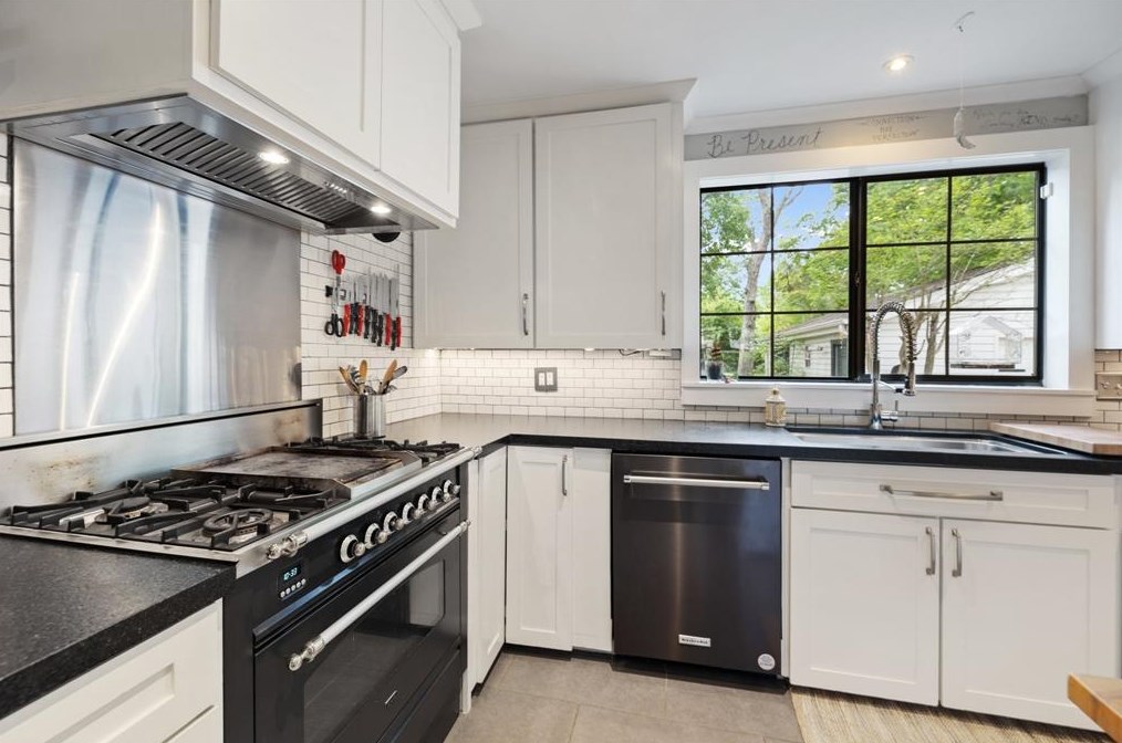 815 Curtin St, Houston TX  77018-4139 exterior