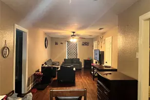 1124 47th St, Galveston, TX 77551 - Photo 5