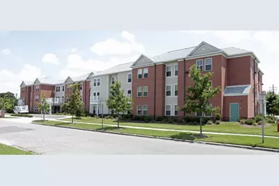 1225 39th St, Norfolk, VA 23508 - Photo 1