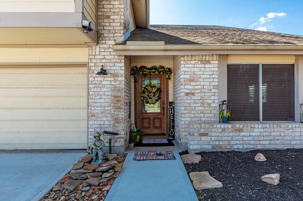 12250 Villa Lea Ln, Houston TX  77071-2732 exterior