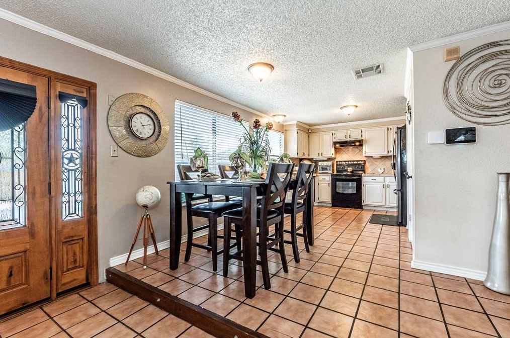 12250 Villa Lea Ln, Houston TX  77071-1216 exterior
