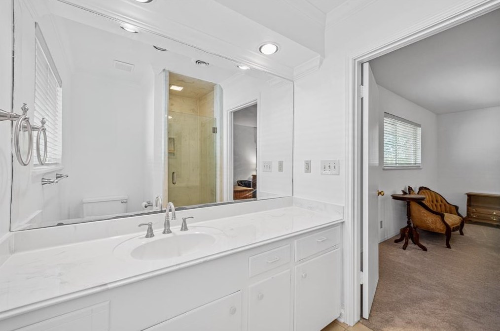 14130 Indian Wl Dr, Houston TX  77069-1315 exterior
