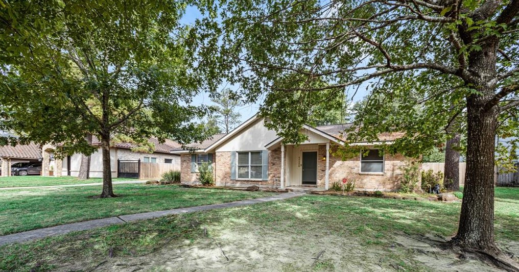 14130 Indian Wl Dr, Houston TX  77069-1315 exterior