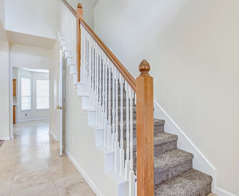 9318 Millcrest Ln, Houston TX  77083-6236 exterior