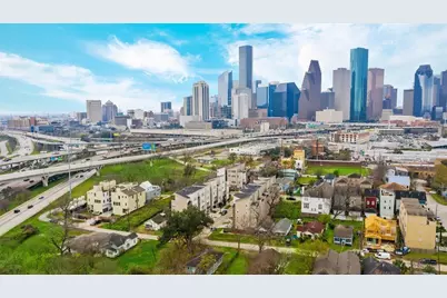 1018 Bingham Street, Houston, TX 77007 - Photo 3