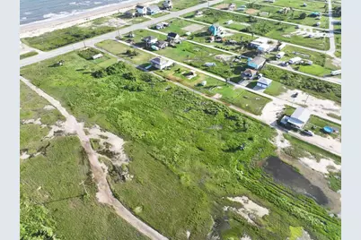 1034 Odem Road, Gilchrist, TX 77617 - Photo 7