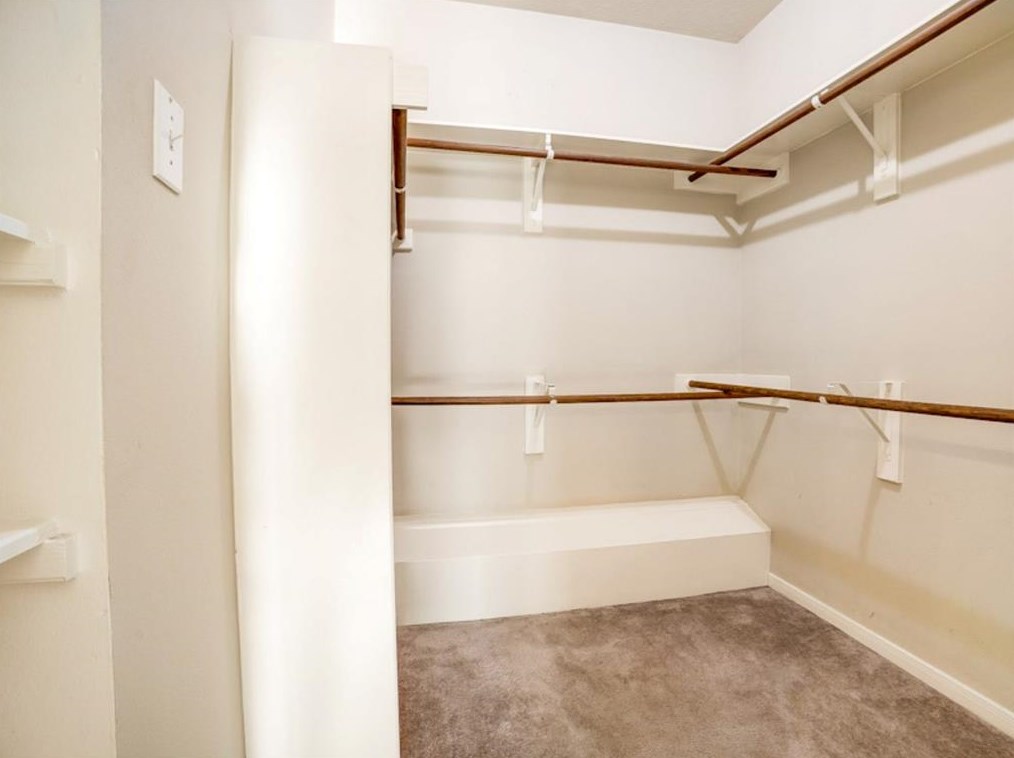 8931 Aber Trl Ct, Houston TX  exterior