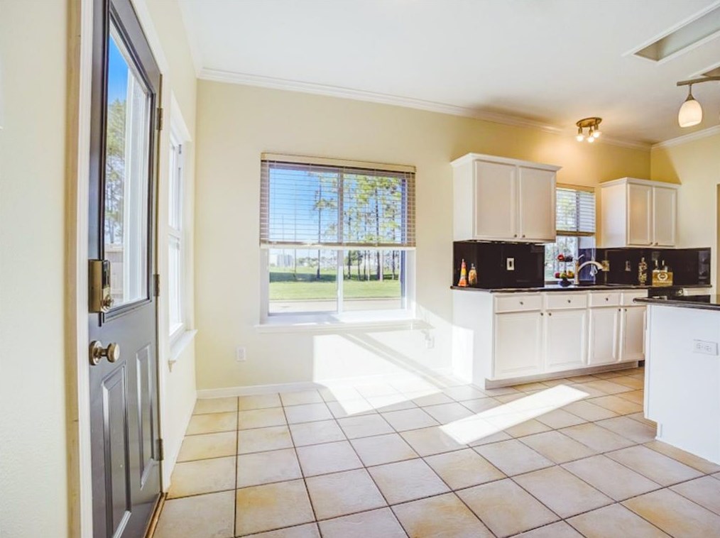 8931 Aber Trl Ct, Houston TX  exterior