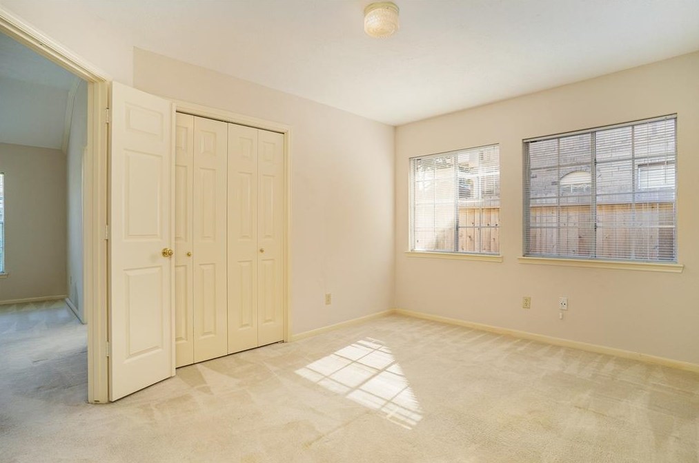 806 Orchard Peak Ct, Houston TX  77062-2167 exterior