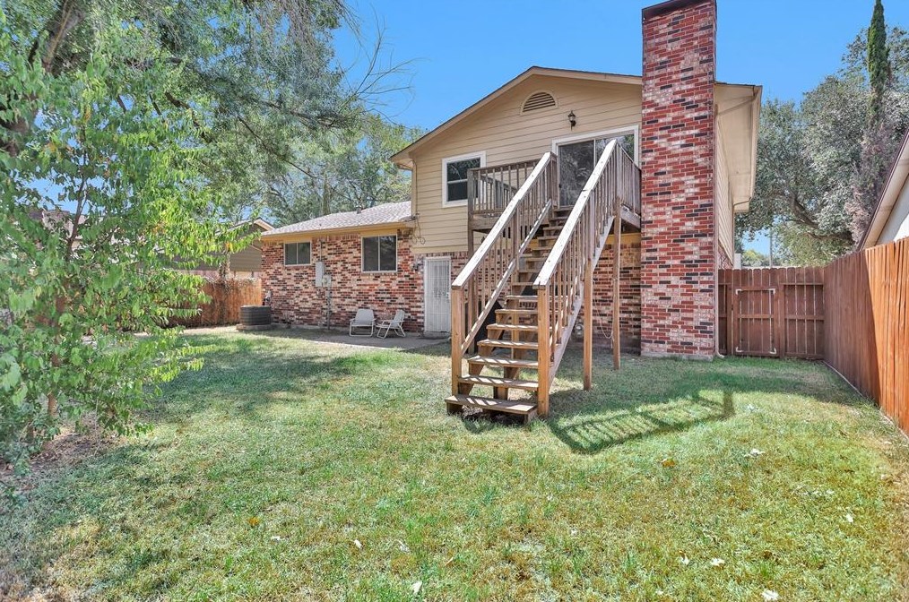 10022 Pr Mist, Houston TX  exterior