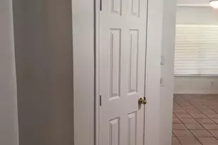 9626 Long Branch Ln, Houston, TX 77055 - Photo 7