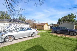 9330 E Avenue L, Houston, TX 77012 - Photo 11