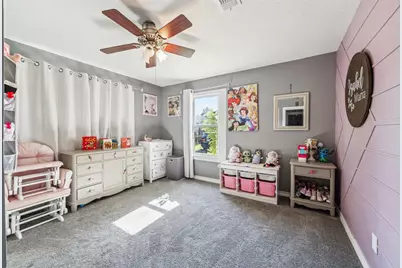 9330 E Avenue L, Houston, TX 77012 - Photo 9