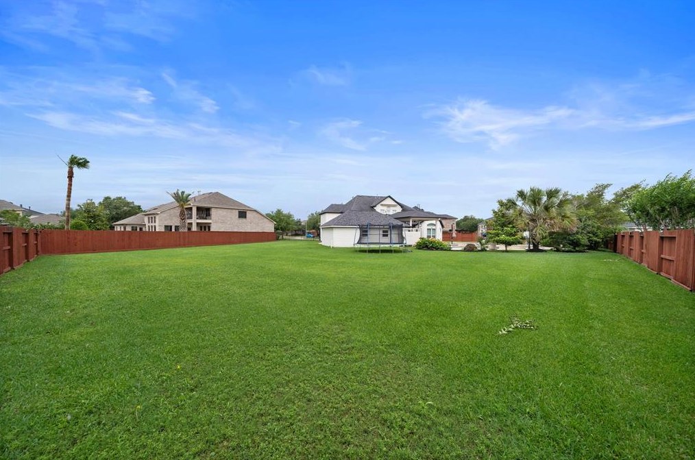 12202 Sienna Rosa, Houston TX 77041-6077 exterior