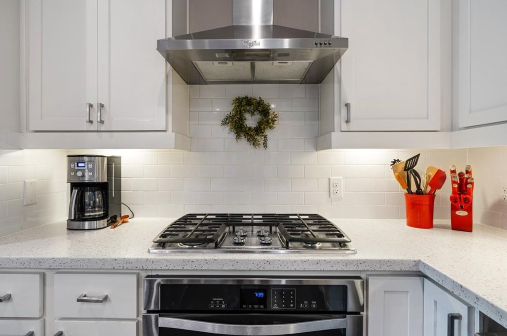 1512 Johnson St, Houston TX 77007-2916 exterior