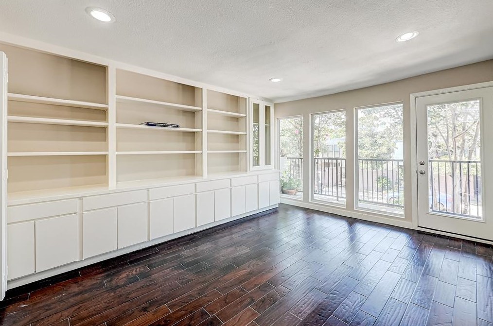 2321 Steel St, Houston TX  77098-5630 exterior