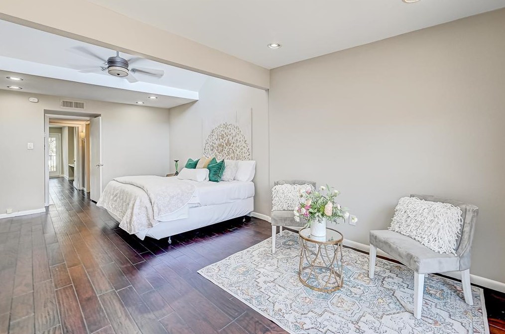 2321 Steel St, Houston TX  77098-5630 exterior