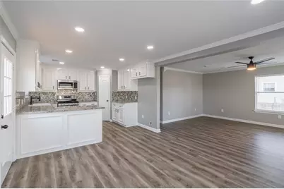 725 10th Street, Dickinson, TX 77539 - Photo 9