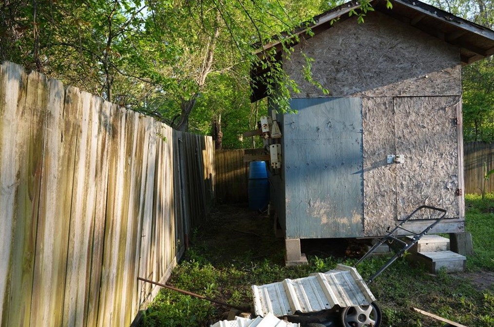 25837 Almarie Dr, Roman Forest TX 77357-6809 exterior