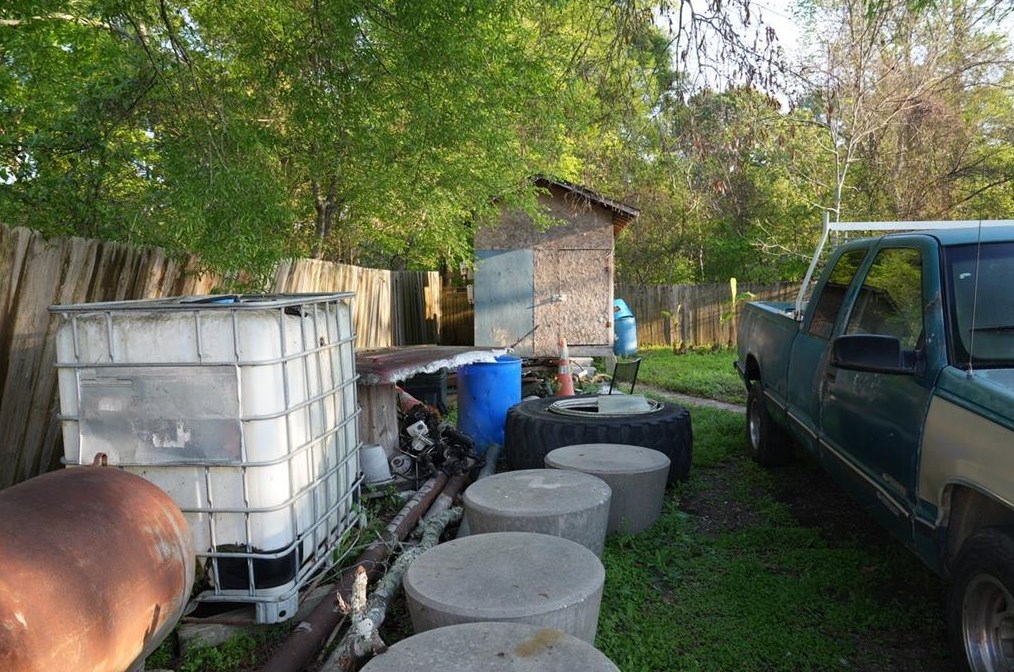 25837 Almarie Dr, Roman Forest TX 77357-6809 exterior