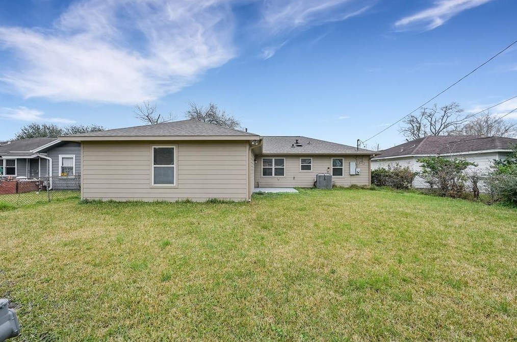 6218 Beldart St, Houston TX  77087-6502 exterior