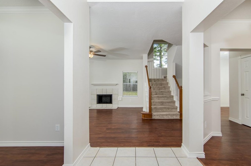 7818 Oak Castle Dr, Spring TX  77389-3351 exterior