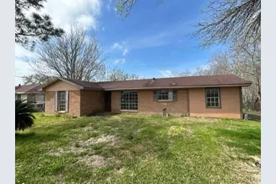 306 Tennyson Street, San Leon, TX 77539 - Photo 1