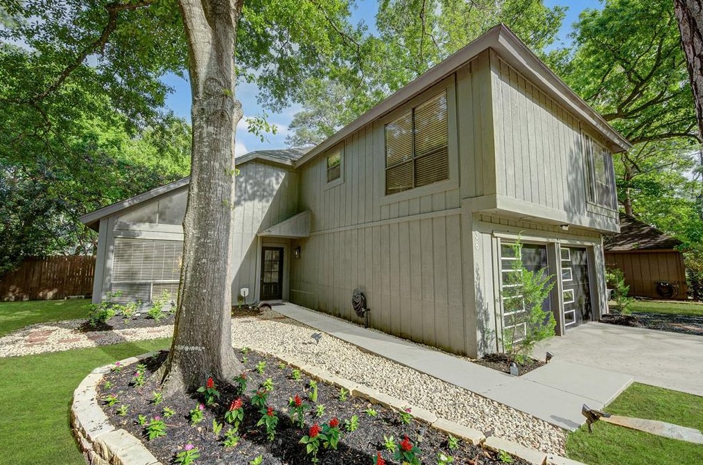 38 Timber Top Dr, Spring TX  77380-1488 exterior