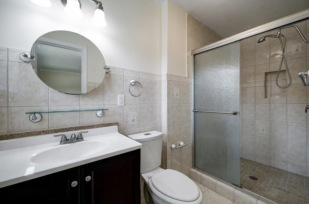 7330 Tours St, Houston TX  77036-6418 exterior