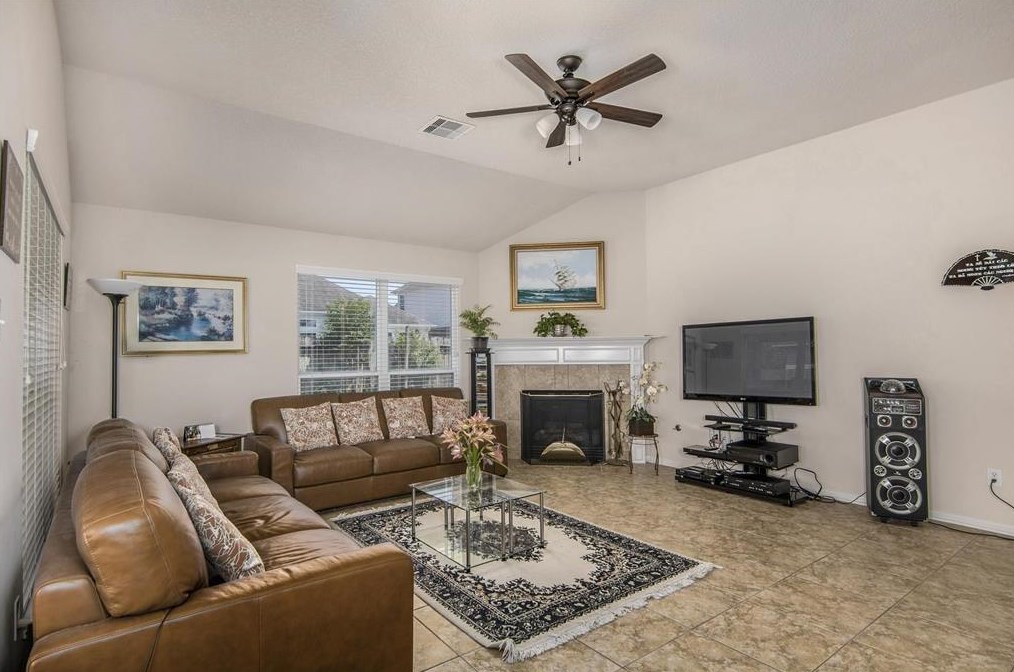 22318 Spring Crossing Dr, Spring TX  77373-5069 exterior