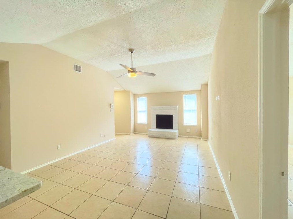 5619 Gineridge Dr, Houston TX  77053-4003 exterior