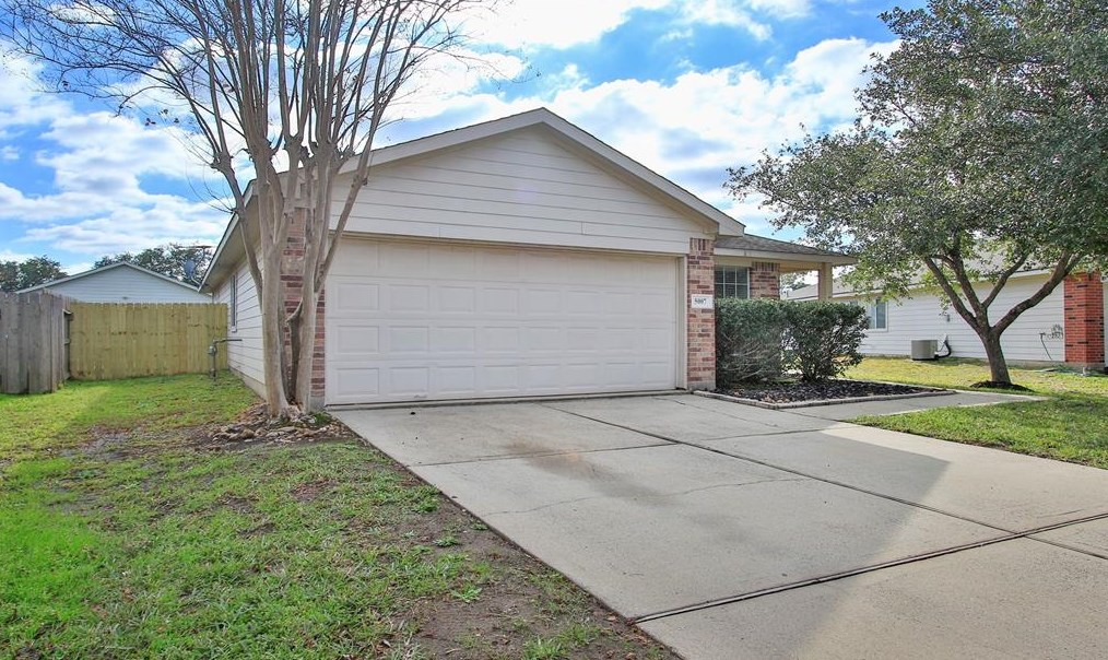 5007 Kalithea Ct, Spring TX  77388-3252 exterior
