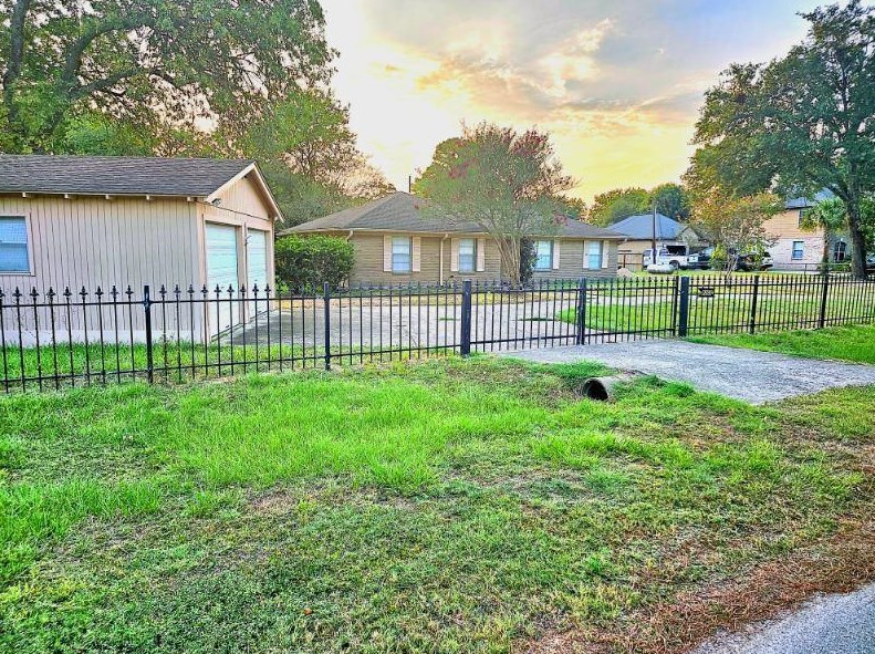 9303 Cornett Dr, Houston TX  77064-7603 exterior