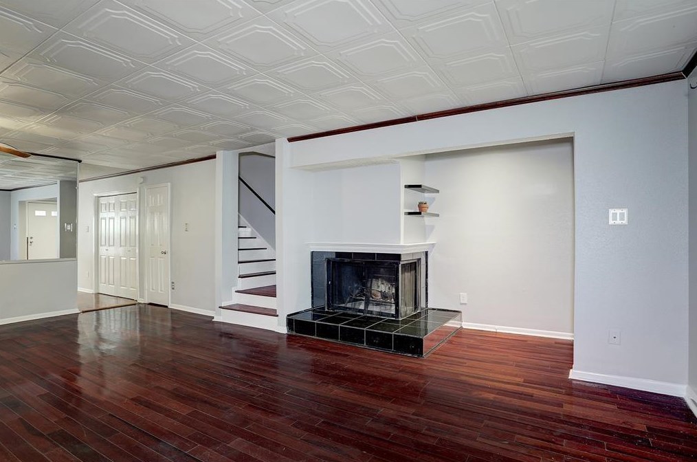 17736 Kings Park Ln, Houston TX  77058-3120 exterior