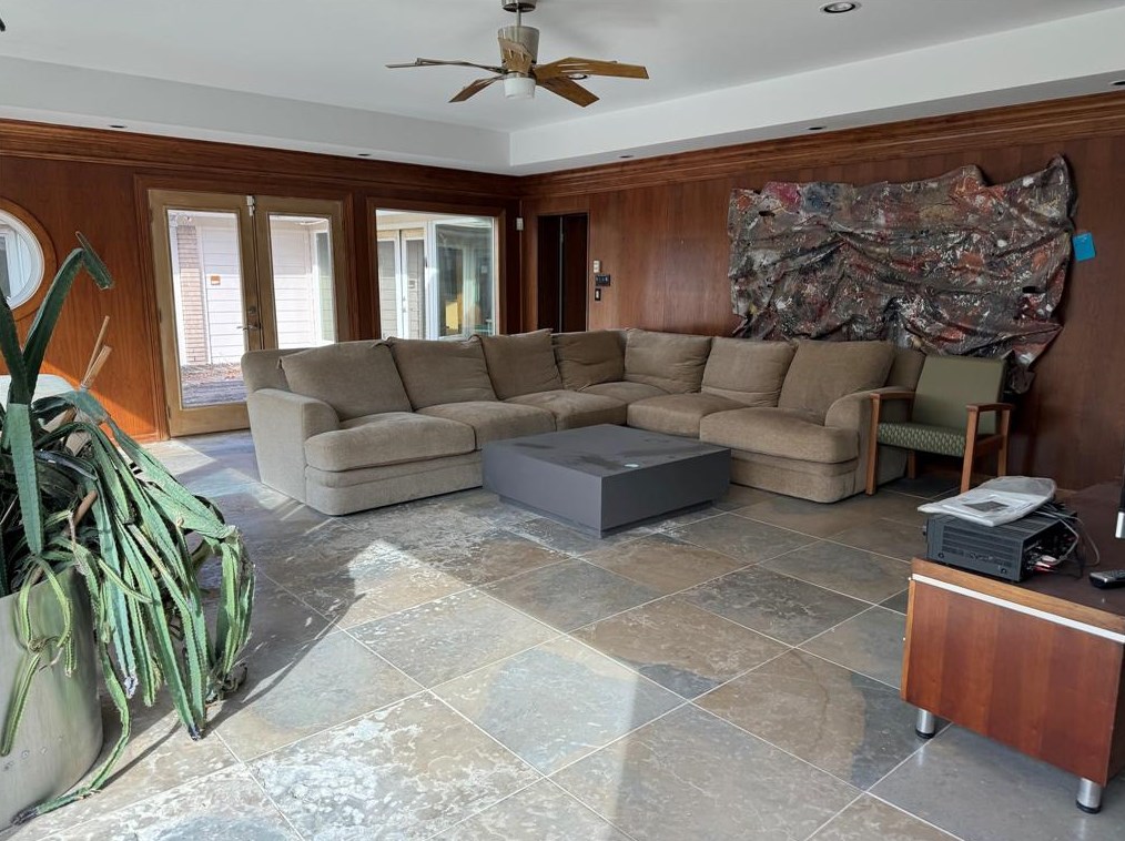 5747 Jackwood, Houston TX  77074-7737 exterior