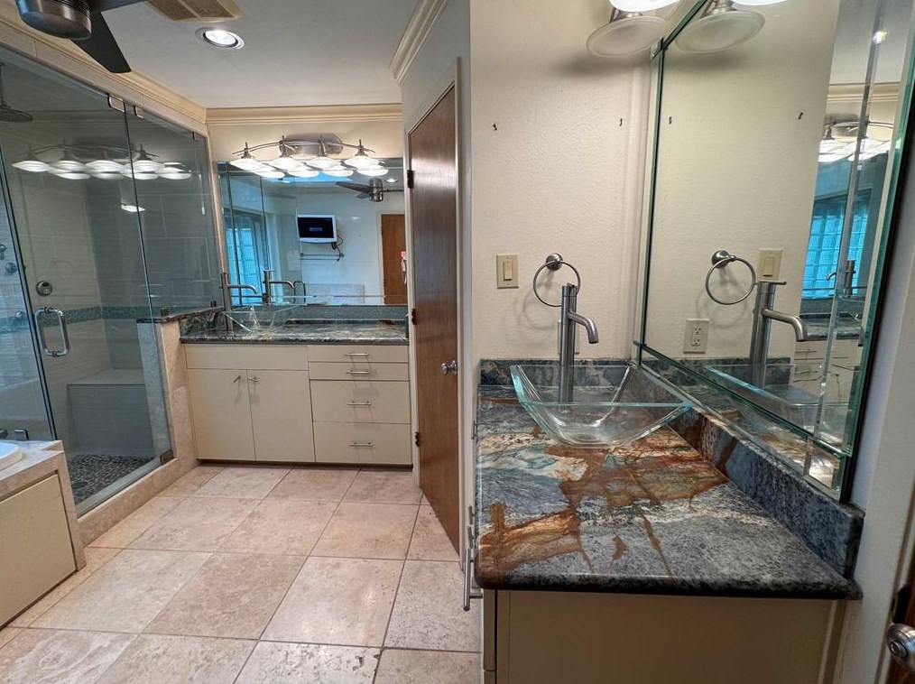 5747 Jackwood, Houston TX  77074-7737 exterior