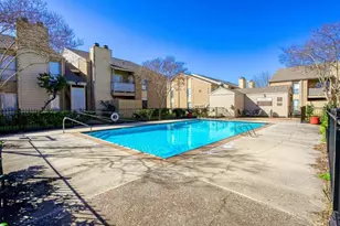 10211 Sugar Branch Dr, Houston, TX 77036 - Photo 21