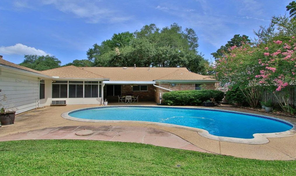 3815 Stillview Dr, Houston TX  77068-2917 exterior