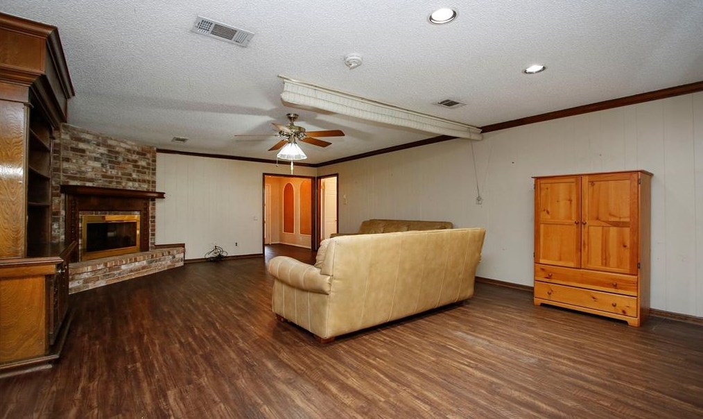 3815 Stillview Dr, Houston TX  77068-2917 exterior