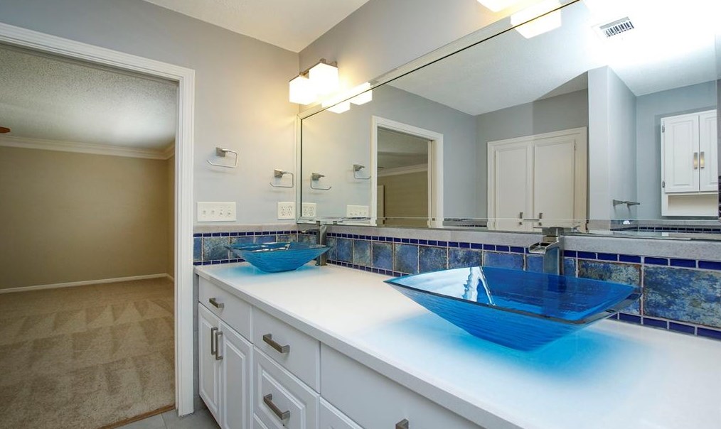 3815 Stillview Dr, Houston TX  77068-2917 exterior