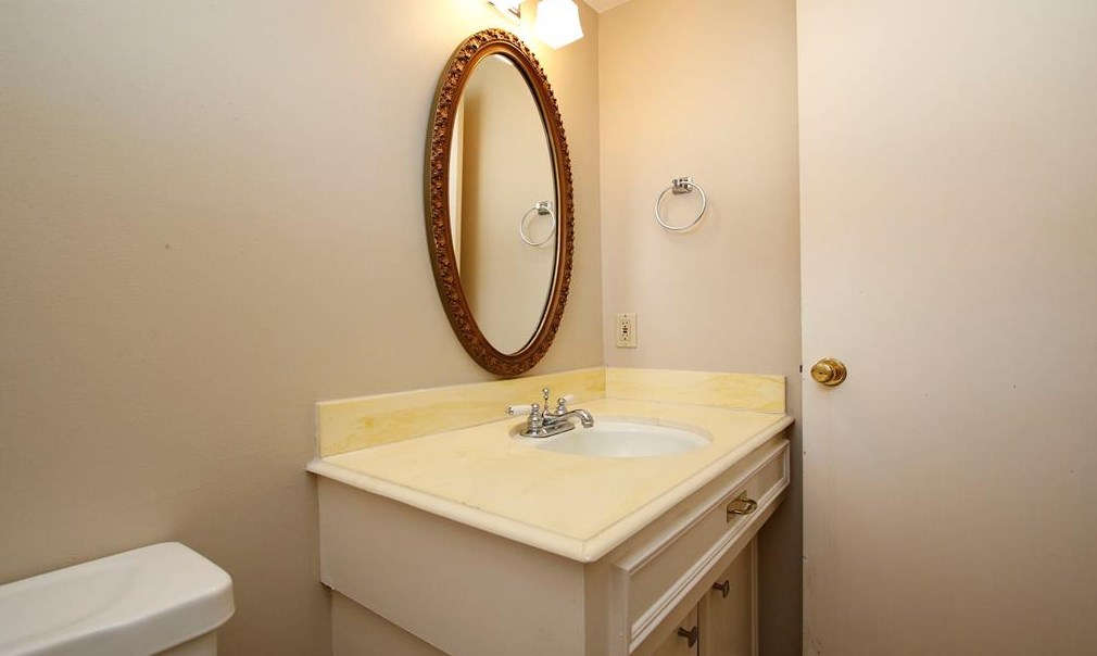 3815 Stillview Dr, Houston TX  77068-2917 exterior