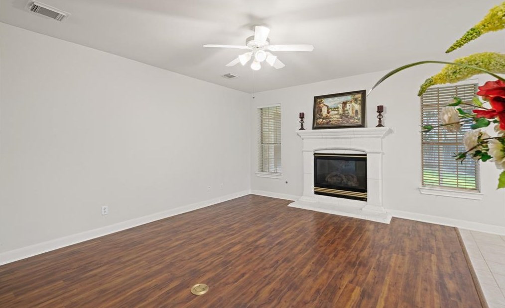 1778 Lakeside Enclave Dr, Houston TX  77077-1688 exterior