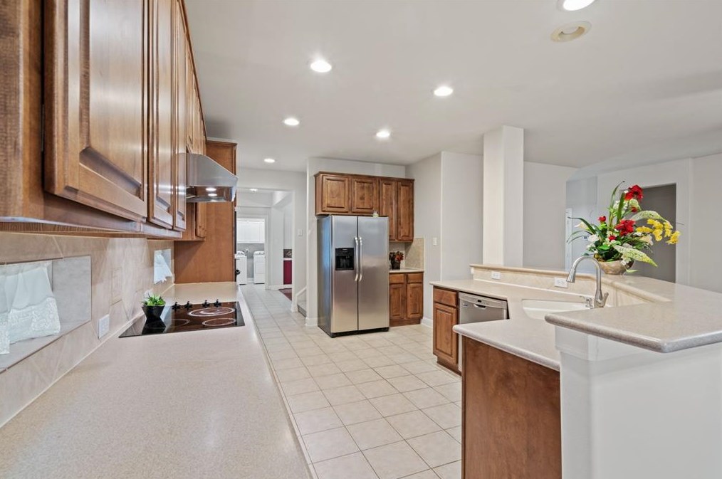 1778 Lakeside Enclave Dr, Houston TX  77077-1688 exterior