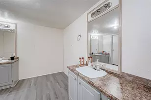 100 Mulcahy St, Damon, TX 77430 - Photo 11