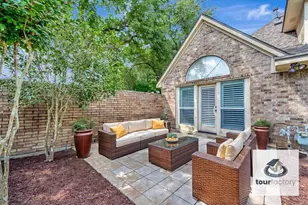 14919 Redwood Cove Ct, Houston, TX 77062 - Photo 9