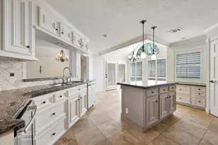 14919 Redwood Cove Ct, Houston, TX 77062 - Photo 25