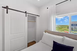 1025 Sunset Circle W, Crystal Beach, TX 77650 - Photo 33